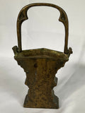 Bronzen wijwater bakje